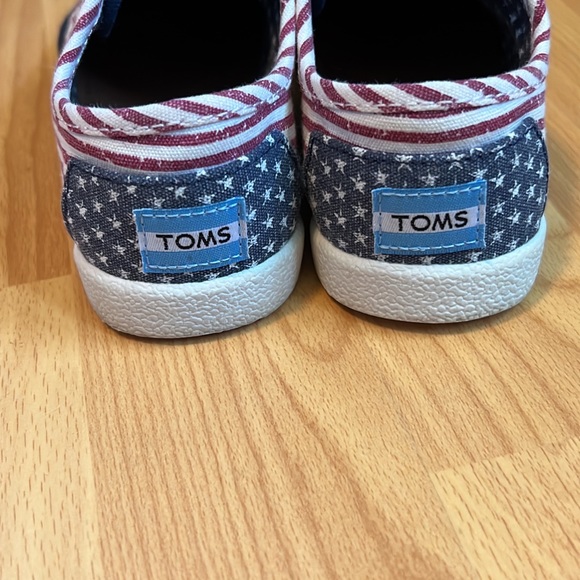 Patriotic Toms - Picture 2 of 2